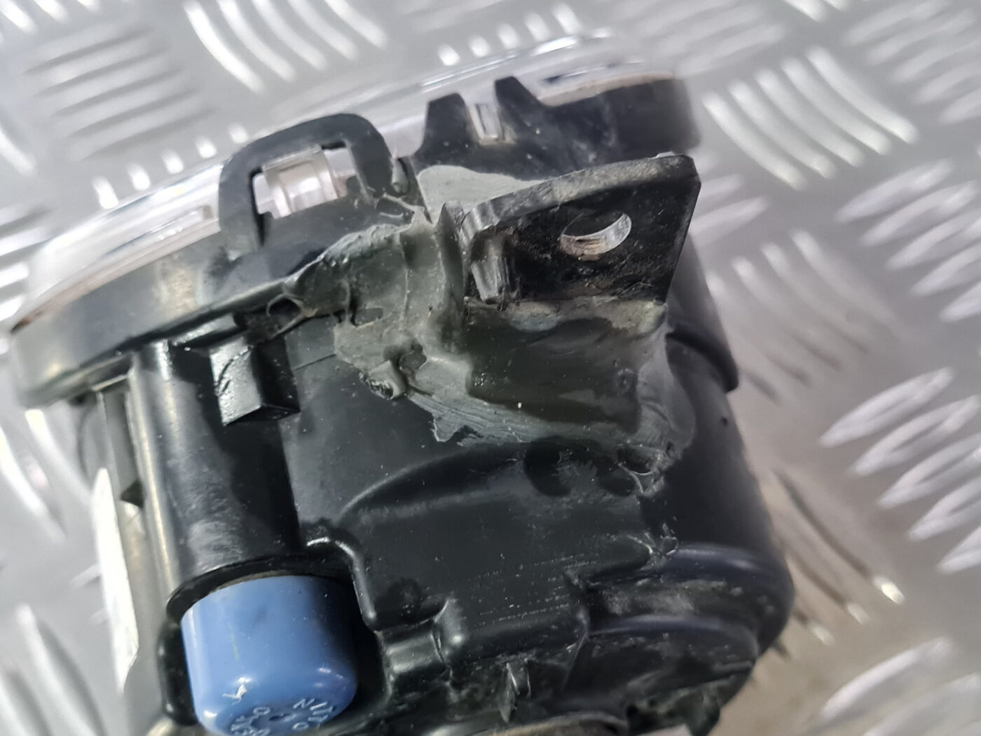 Miglas lukturis priekšā pa kreisi priekš VOLVO XC 60 2009