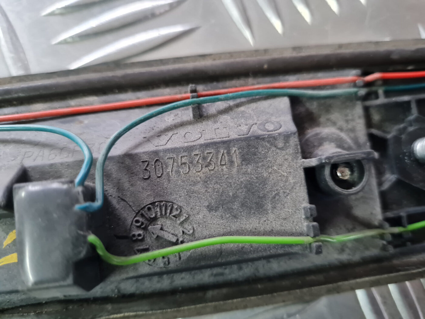 Numura zīmes gaismas uzlika komplektā priekš VOLVO XC 60 2009