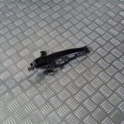 Aizmugurējais kreisais durvju rokturis priekš VOLVO XC 60 2009