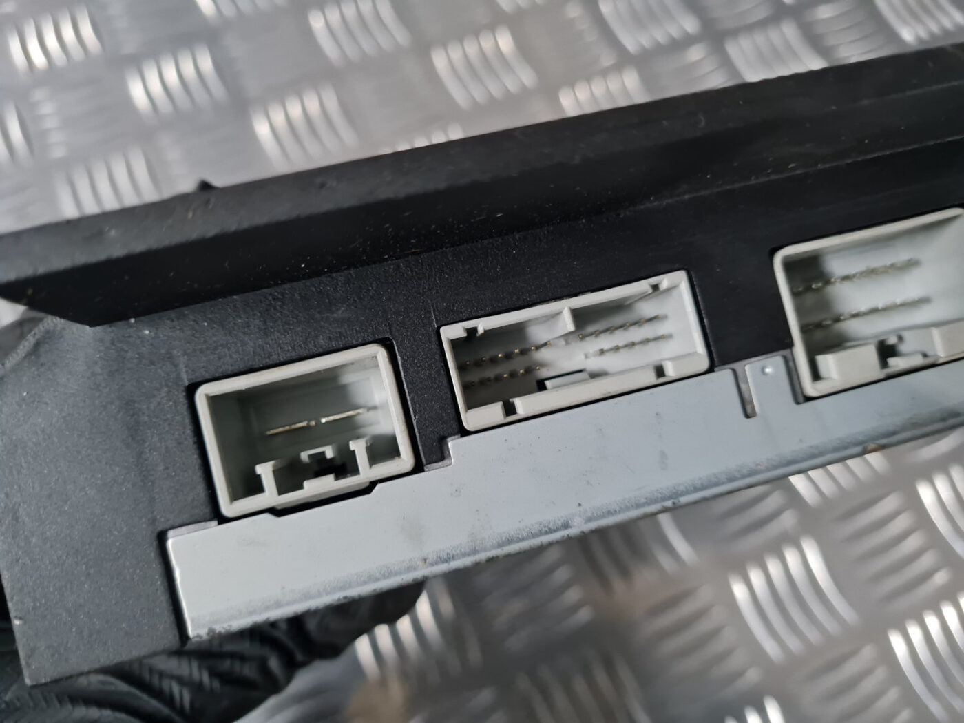 Audio pastiprinātāja bloks priekš VOLVO XC 60 2009