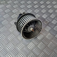 Salona ventilators priekš VOLVO XC 60 2009