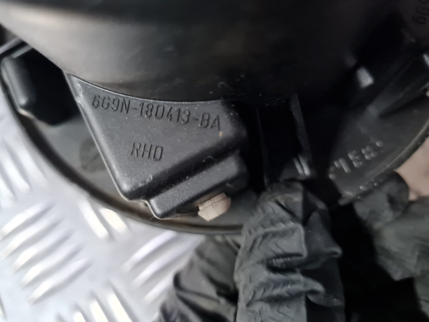 Salona ventilators priekš VOLVO XC 60 2009 5 Salona ventilators priekš VOLVO XC 60 2009