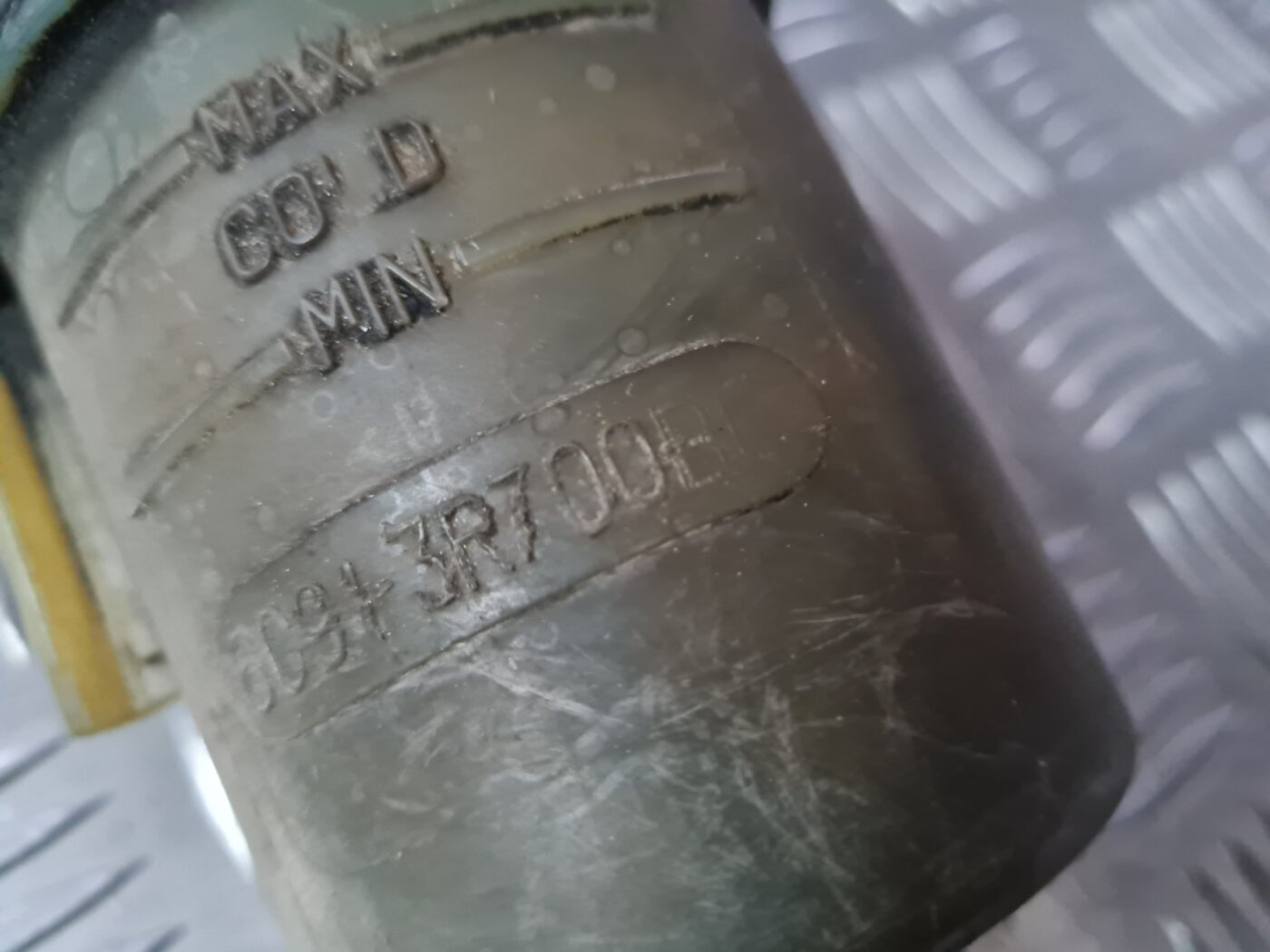 Stūres pastiprinātāja tvertne priekš VOLVO XC 60 2009 6 Stūres pastiprinātāja tvertne priekš VOLVO XC 60 2009