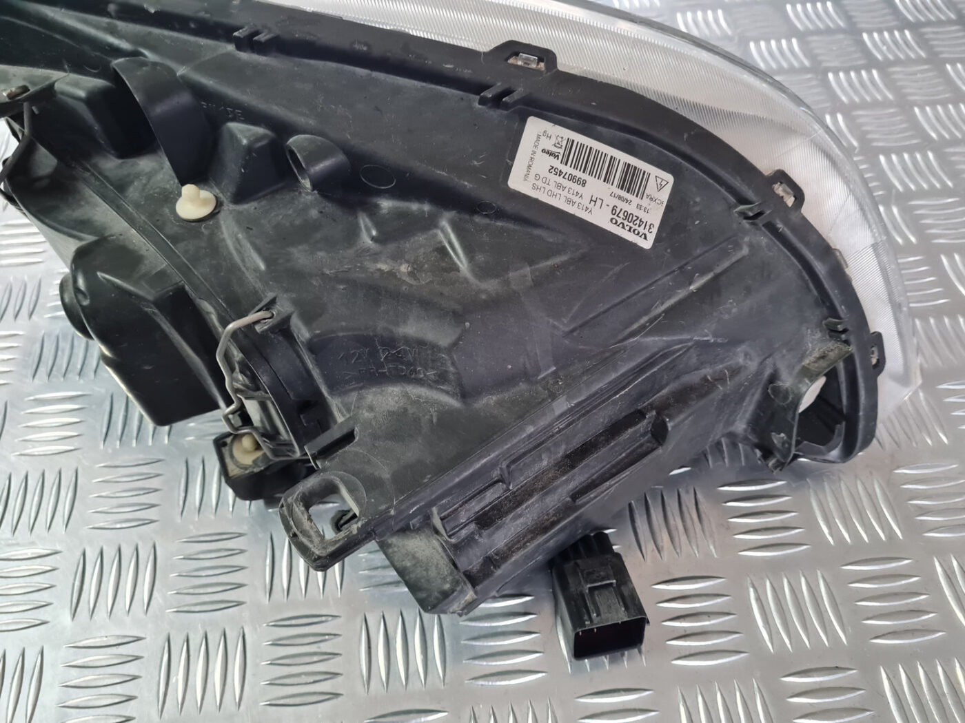 Priekšējais kreisais lukturis priekš VOLVO XC 60 2009 7 Priekšējais kreisais lukturis priekš VOLVO XC 60 2009