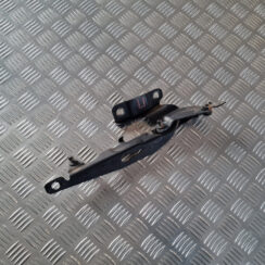 Pārsega eņģe, pa labi priekš VOLVO XC 60 2009