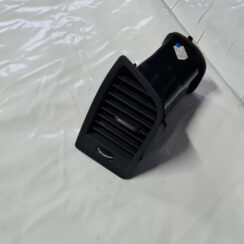 Mērinstrumentu paneļa gaisa vads, pa labi priekš VOLVO XC 60 2009