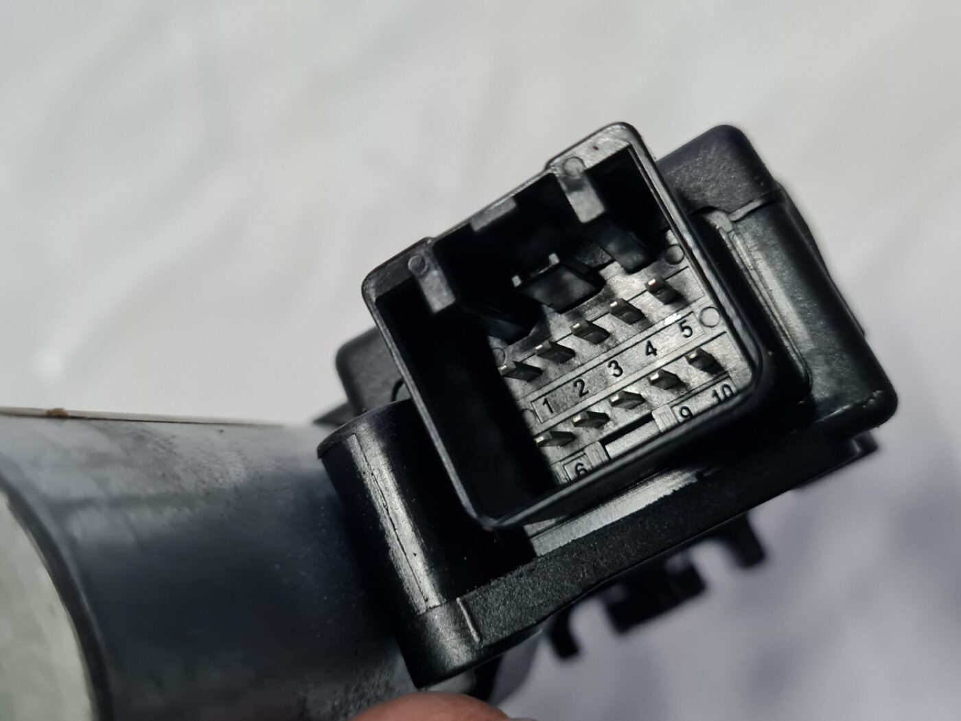 Lūka motors priekš VOLVO XC 60 2009