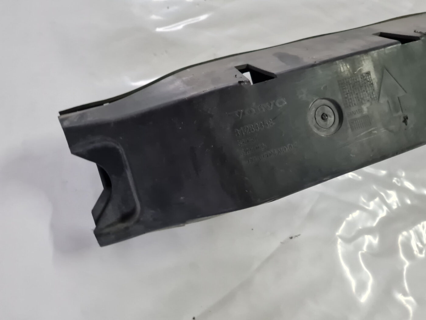 Priekšējā bufera amortizators priekš VOLVO XC 60 2009