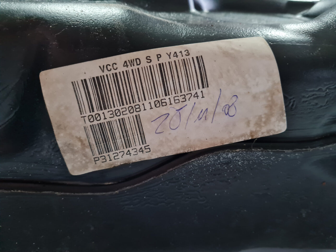 Degvielas tvertne priekš VOLVO XC 60 2009 4 Degvielas tvertne priekš VOLVO XC 60 2009