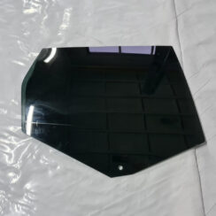 Aizmugurējo labo durvju stikls priekš VOLVO XC 60 2009