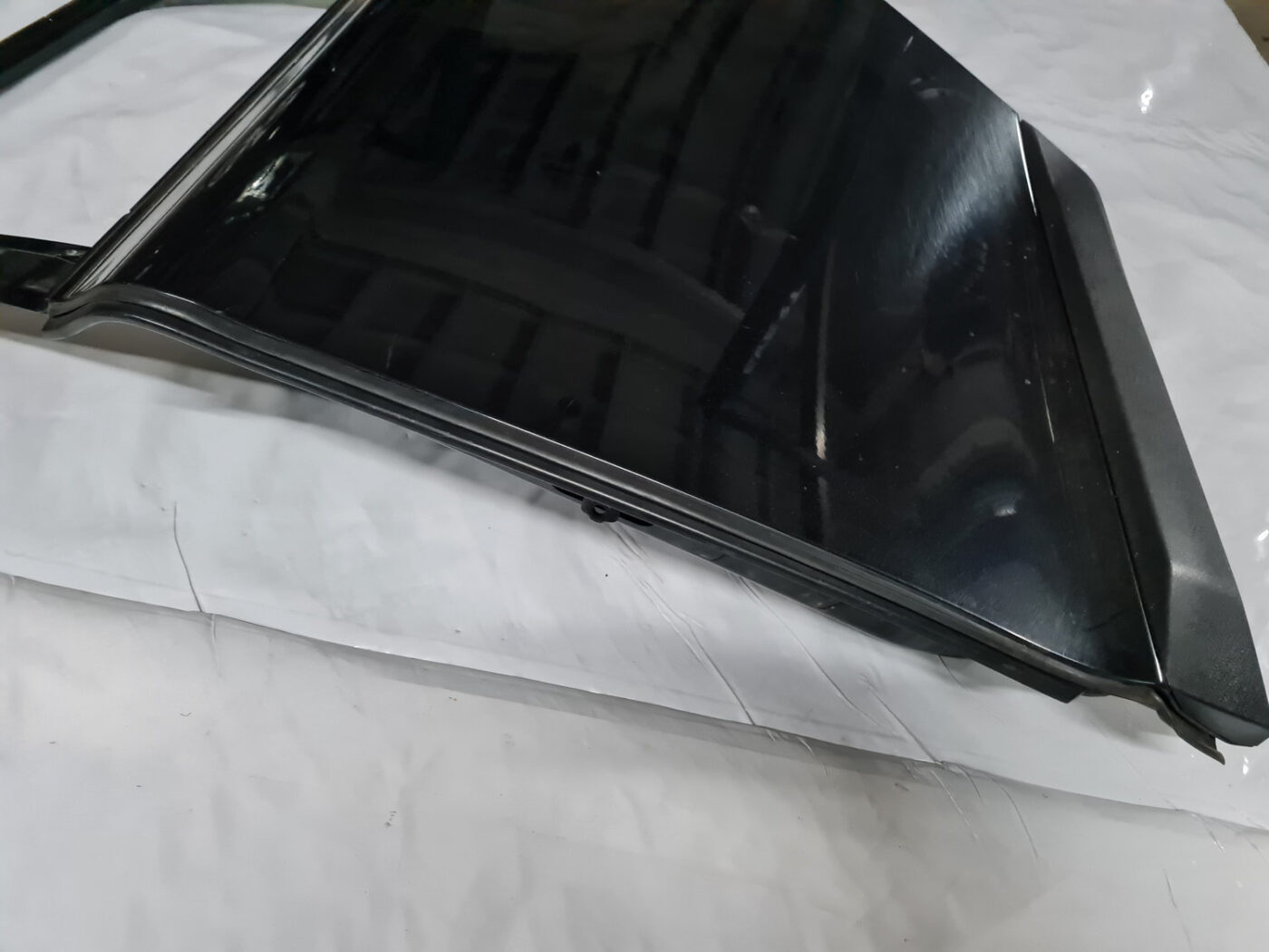 Aizmugurējās kreisās durvis priekš VOLVO XC 60 2009