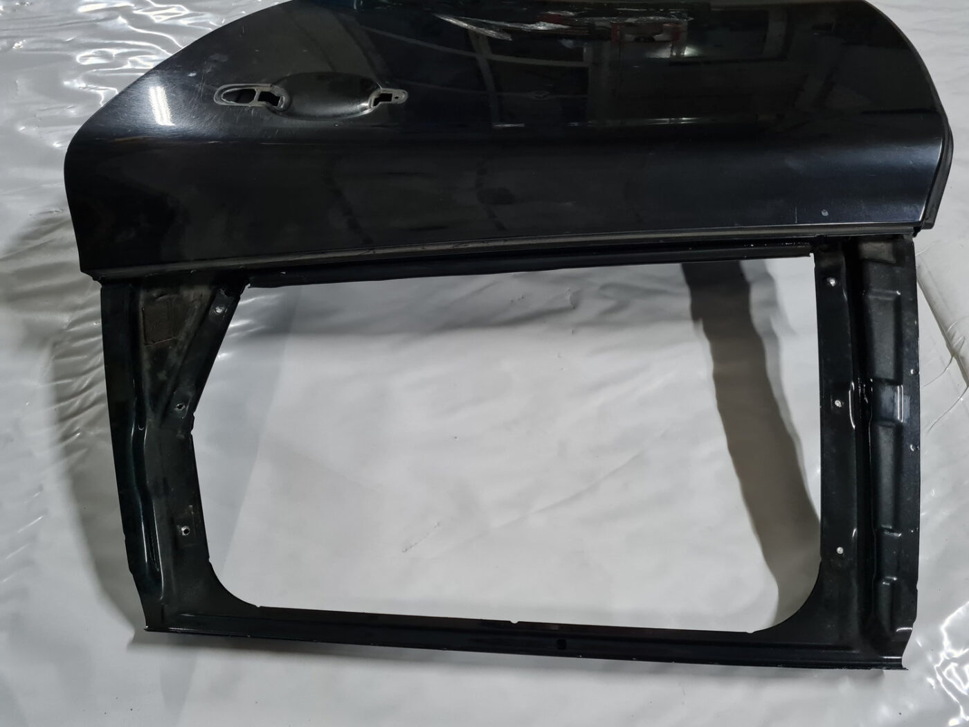 Aizmugurējās kreisās durvis priekš VOLVO XC 60 2009