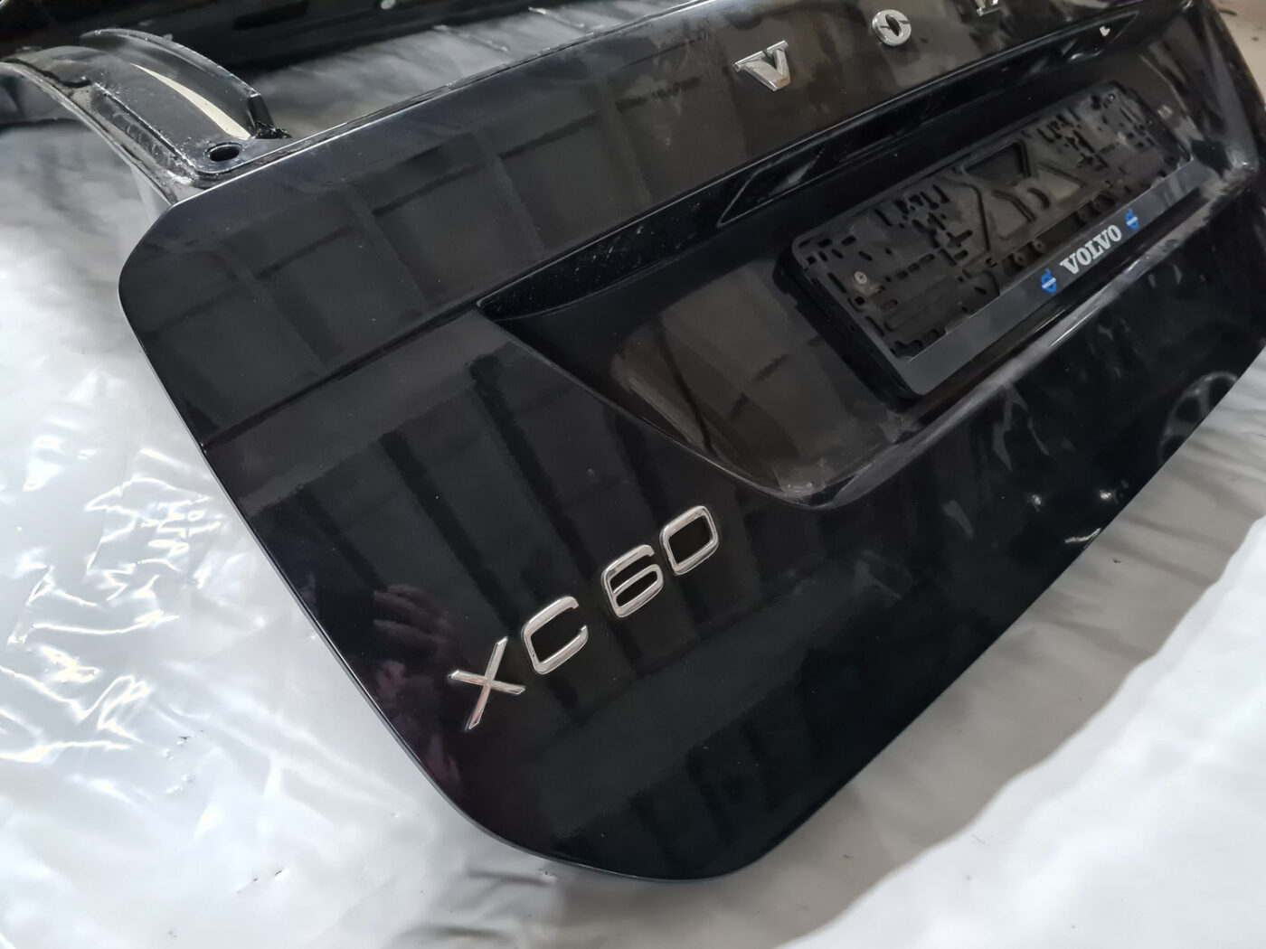 Bagāžnieka vāks priekš VOLVO XC 60 2009 24 Bagāžnieka vāks priekš VOLVO XC 60 2009