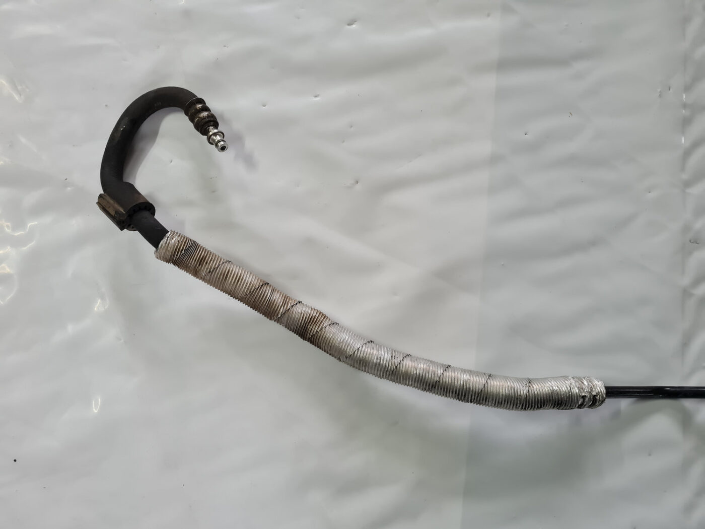 Stūres mehānisma caurule priekš VOLVO XC 60 2009 5 Stūres mehānisma caurule priekš VOLVO XC 60 2009