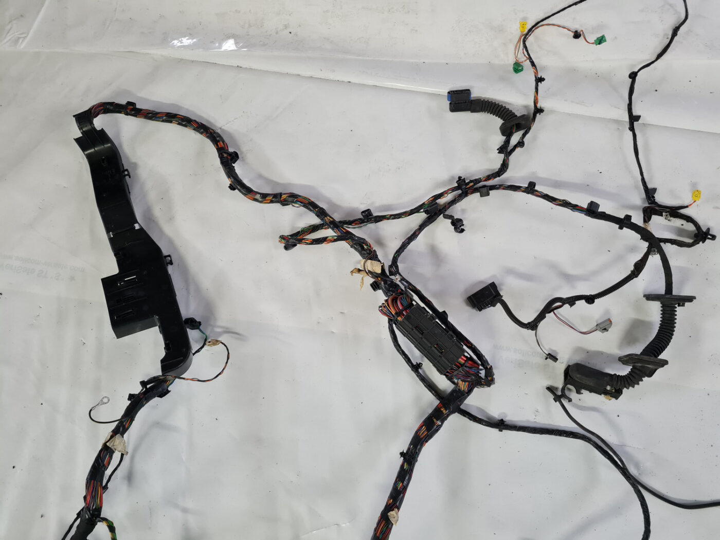 Salona galvenā elektroinstalācija (pīta) priekš VOLVO XC 60 2009