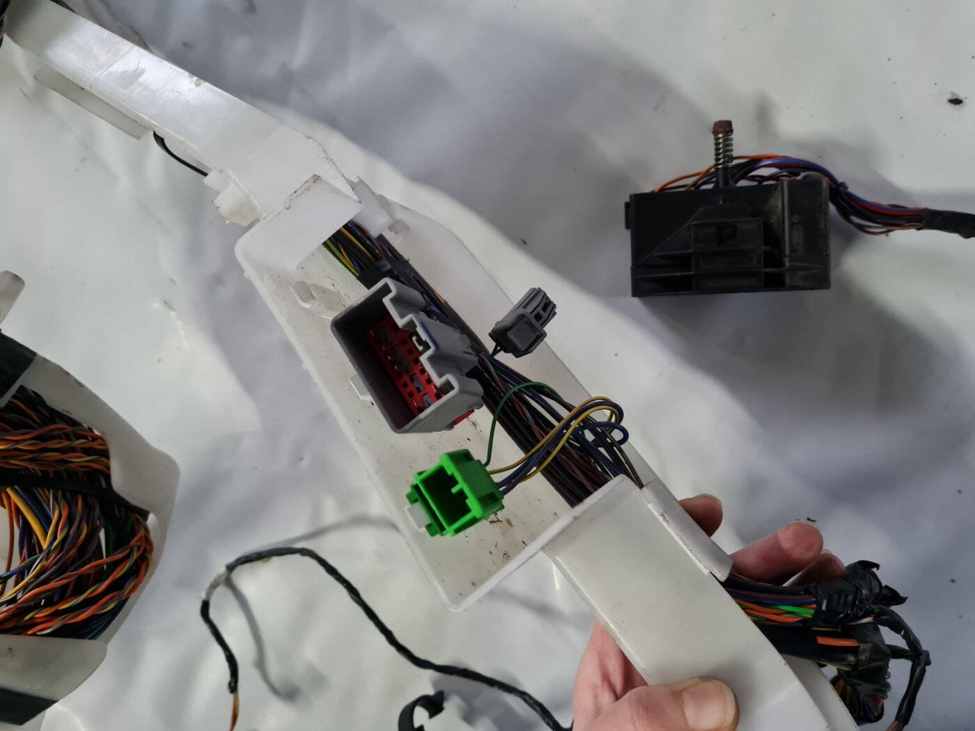 Salona galvenā elektroinstalācija (pīta) priekš VOLVO XC 60 2009