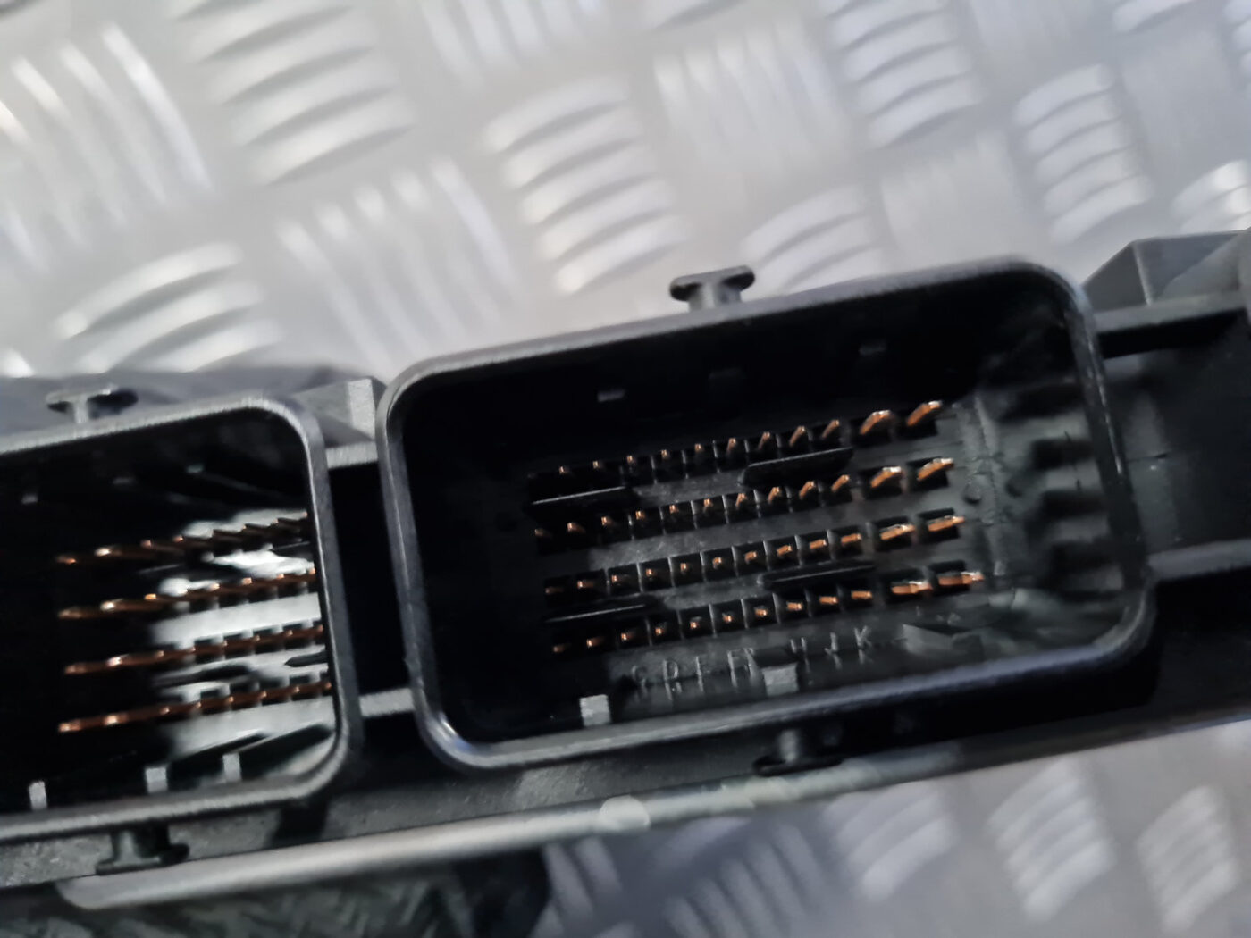 Dzinēja vadības bloks priekš VOLVO C30 2009