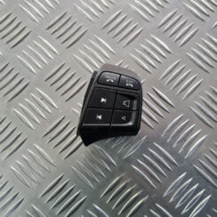 Stūres poga priekš VOLVO C30 2009