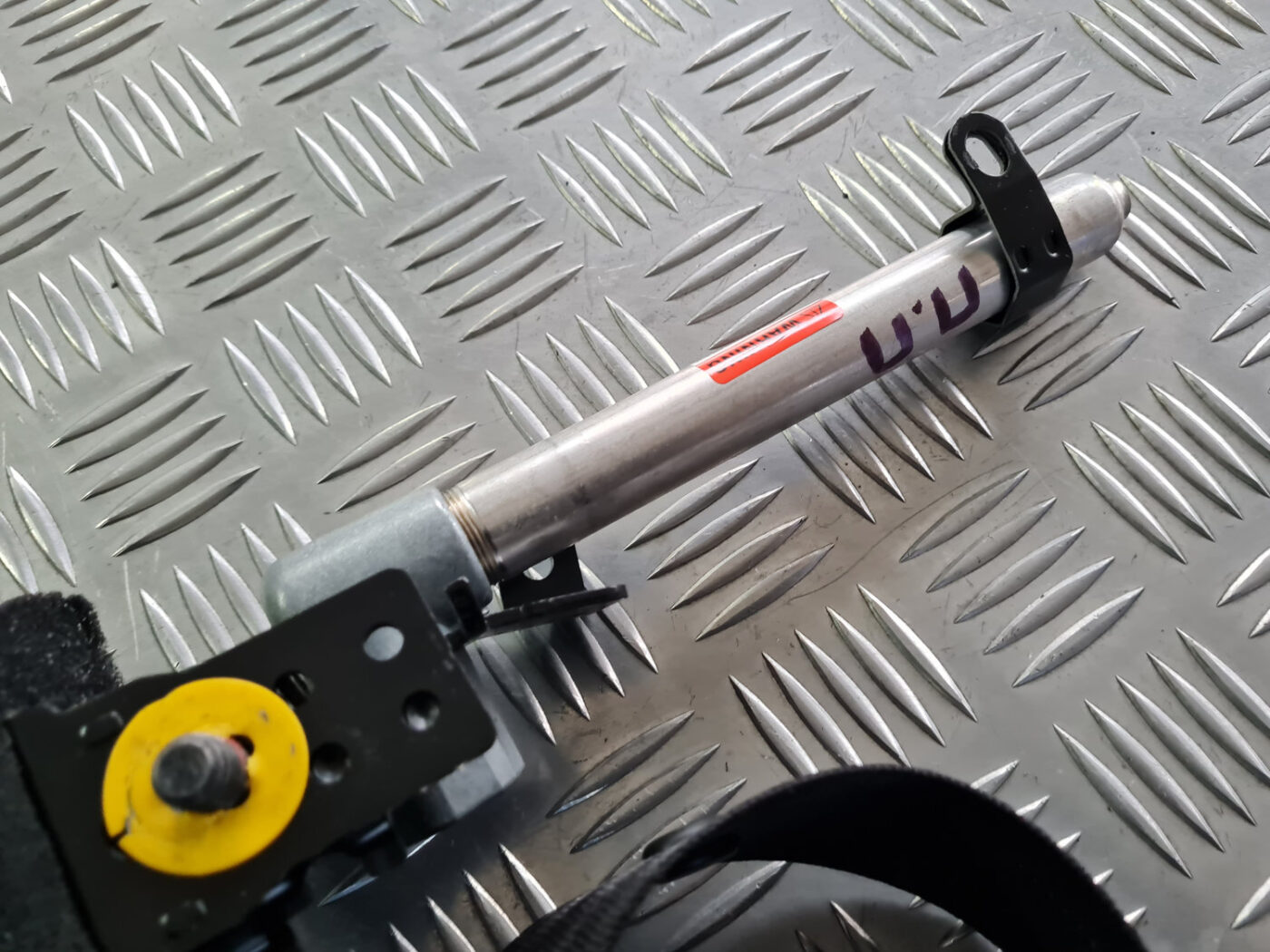 Priekšējā labā drošības josta priekš VOLVO C30 2009 2 Priekšējā labā drošības josta priekš VOLVO C30 2009