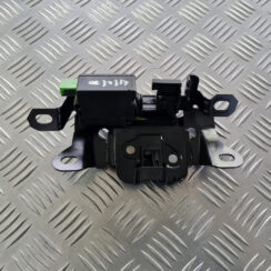 Bagāžnieka vāka slēdzene priekš VOLVO C30 2009