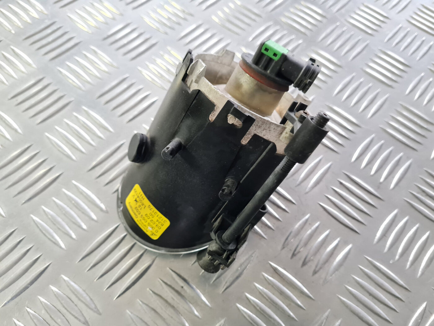 Miglas lukturis priekšā labajā pusē priekš VOLVO C30 2009 6 Miglas lukturis priekšā labajā pusē priekš VOLVO C30 2009