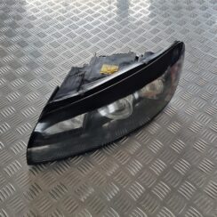 Priekšējais kreisais lukturis priekš VOLVO C30 2009