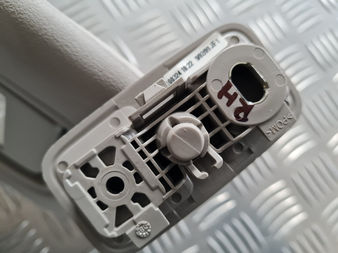 Saules aizsargs priekš VOLVO C30 2009 5 Saules aizsargs priekš VOLVO C30 2009