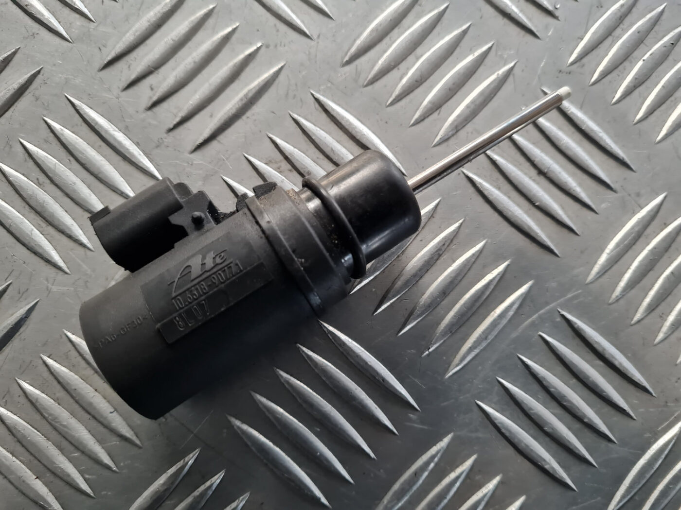 Vakuuma bremžu pastiprinātāja devējs priekš VOLVO C30 2009 2 Vakuuma bremžu pastiprinātāja devējs priekš VOLVO C30 2009