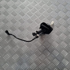 Sajūga galvenais cilindrs priekš VOLVO C30 2009