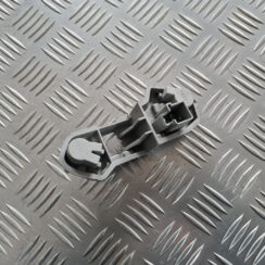 Aizmugures luktura spuldzes turētājs priekš VOLVO C30 2009