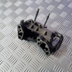 Dzinēja kronšteins priekš VOLVO C30 2009