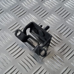 Bagažnieka vāka eņģe priekš VOLVO C30 2009