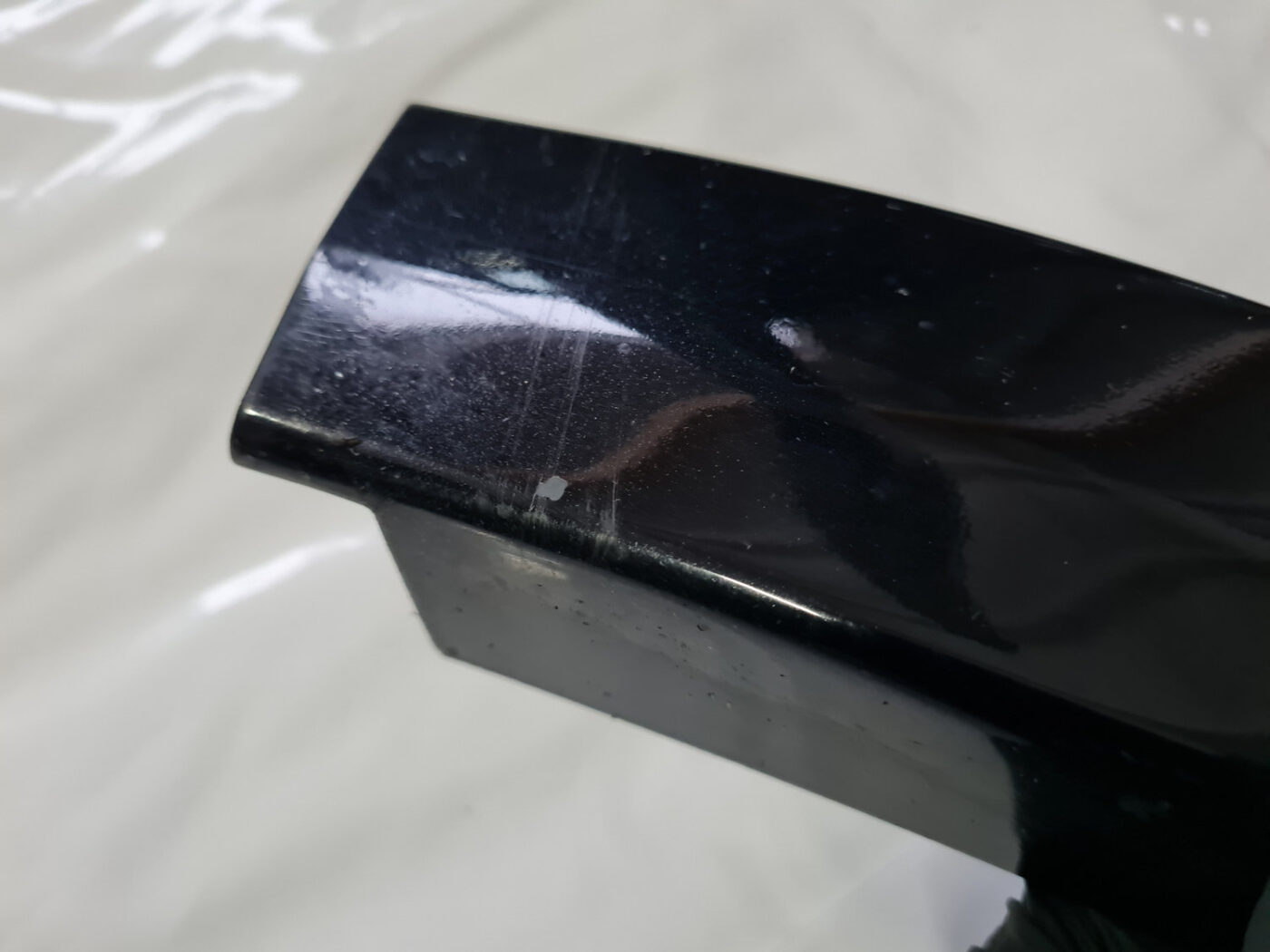 Priekšēja spārna uzlika/moldings priekš VOLVO C30 2009