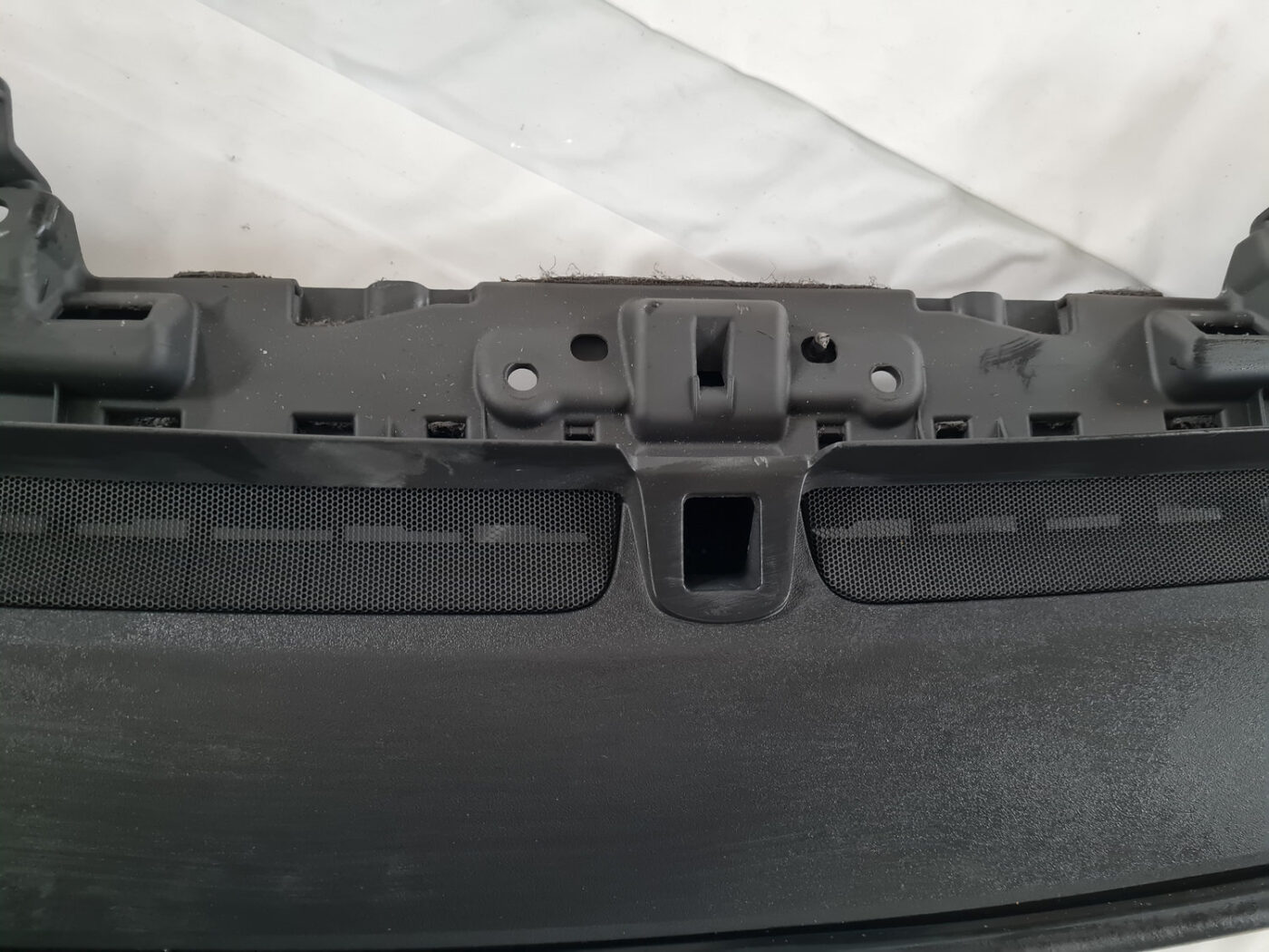 Vējstikla ventilācijas režģis (salonā) priekš VOLVO C30 2009