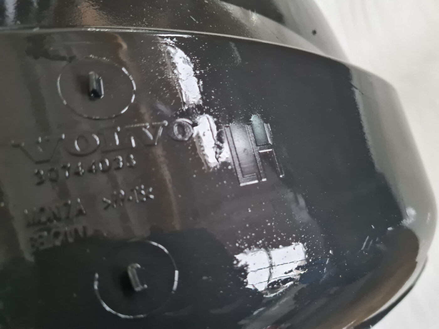 Aizmugurējais kreisais paspārns priekš VOLVO C30 2009 4 Aizmugurējais kreisais paspārns priekš VOLVO C30 2009