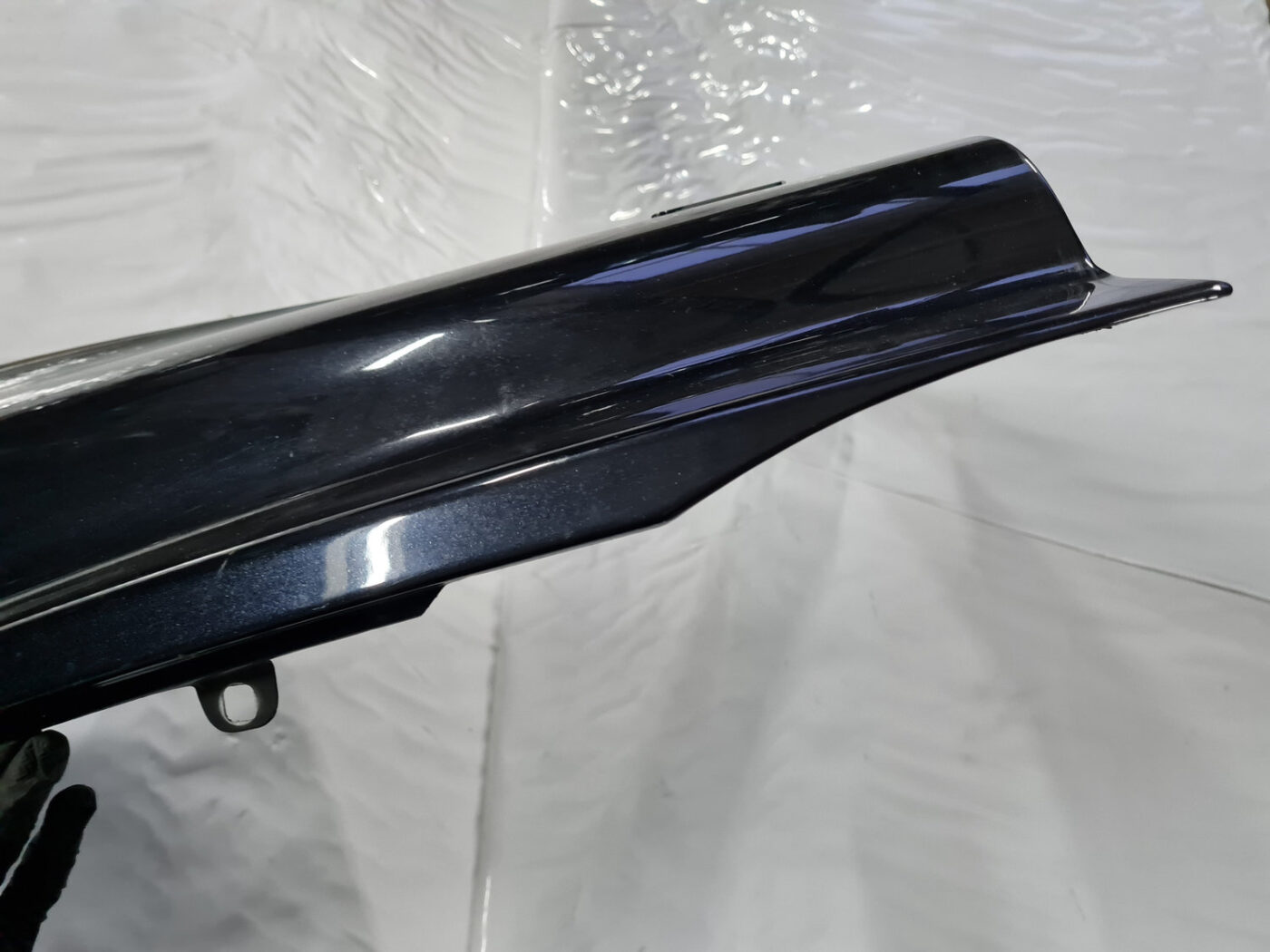 Priekšējais labais spārns priekš VOLVO C30 2009