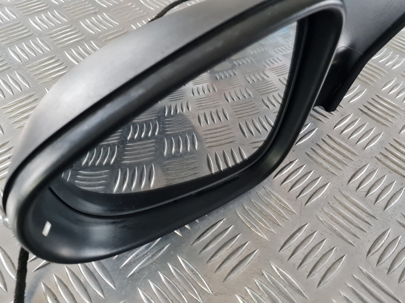 Ārējais spogulis, pa kreisi priekš VW GOLF 6 2011