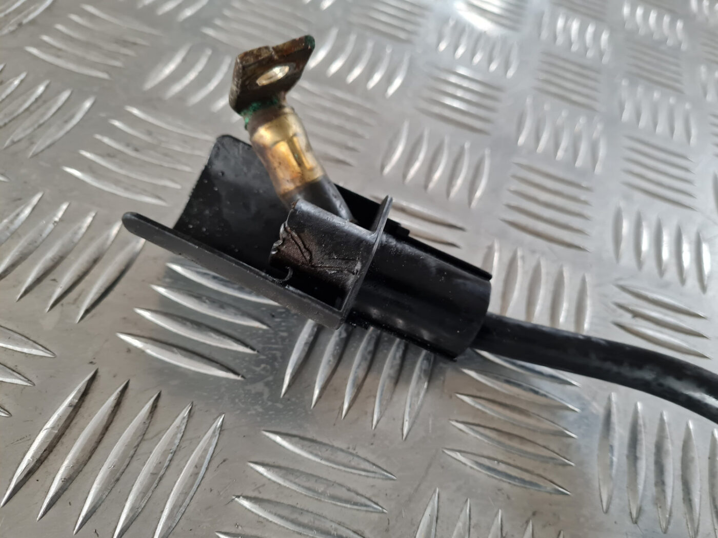 Startera un ģeneratora vads priekš VW GOLF 6 2011 4 Startera un ģeneratora vads priekš VW GOLF 6 2011