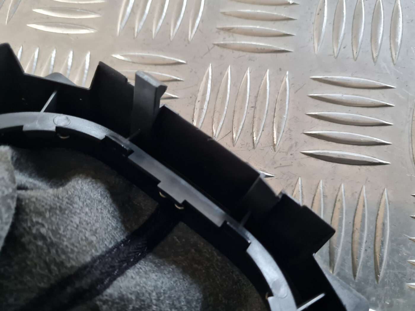 Pārnesumu pārslēgšanas kloķa uzgalis priekš VW GOLF 6 2011