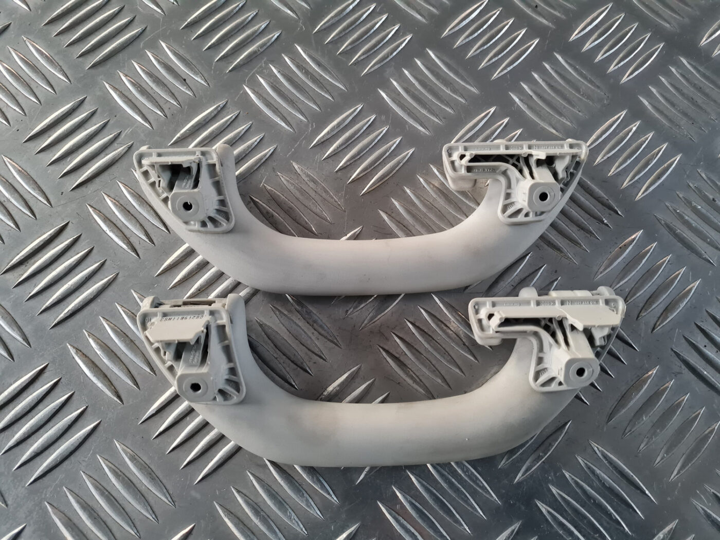 Salona rokturis griestos priekš VW GOLF 6 2011 5 Salona rokturis griestos priekš VW GOLF 6 2011