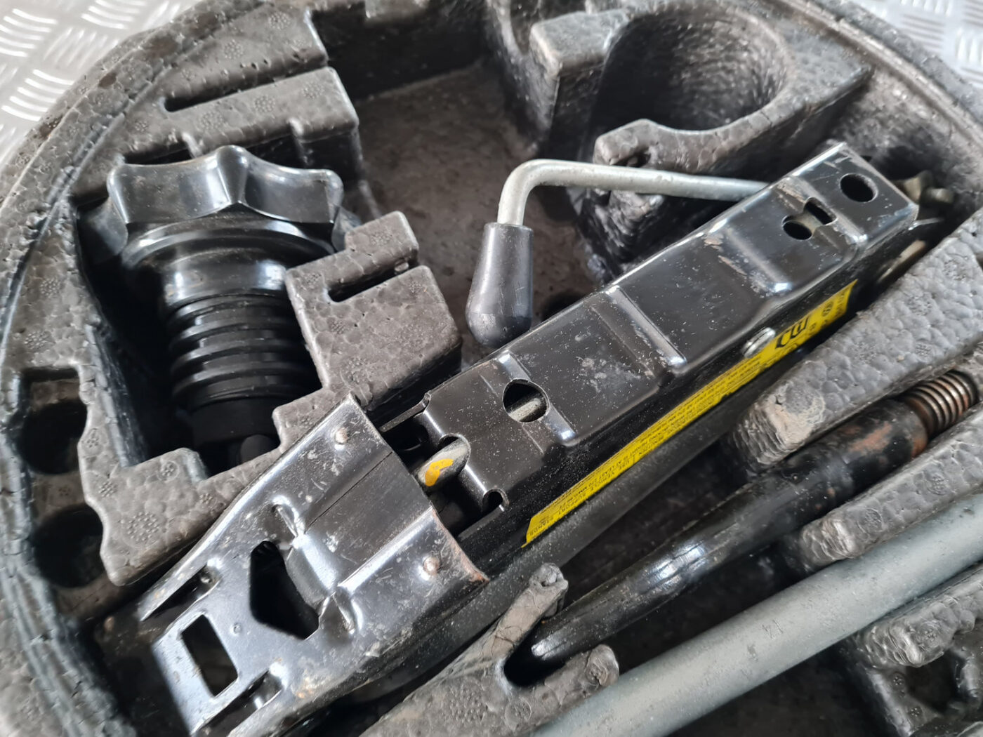 Instrumentu komplekts priekš VW GOLF 6 2011