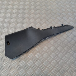 Centrālās konsoles (apdares) sānu panelis priekš VW GOLF 6 2011