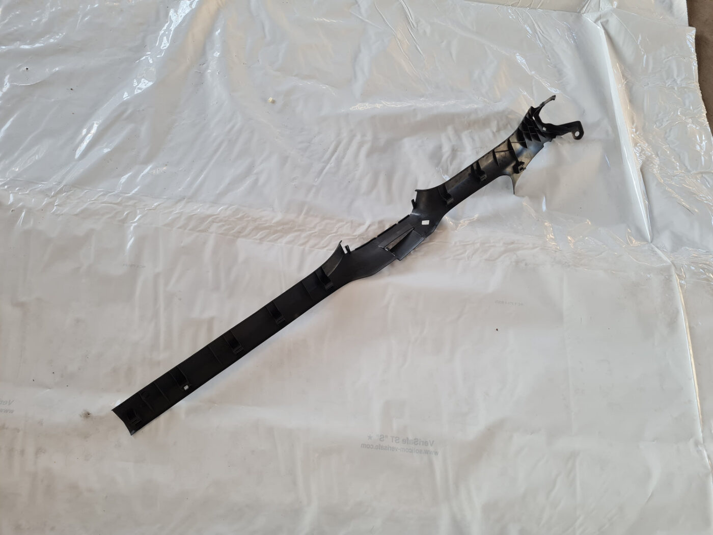 Sliekšņa kreisa uzlika priekš VW GOLF 6 2011 8 Sliekšņa kreisa uzlika priekš VW GOLF 6 2011