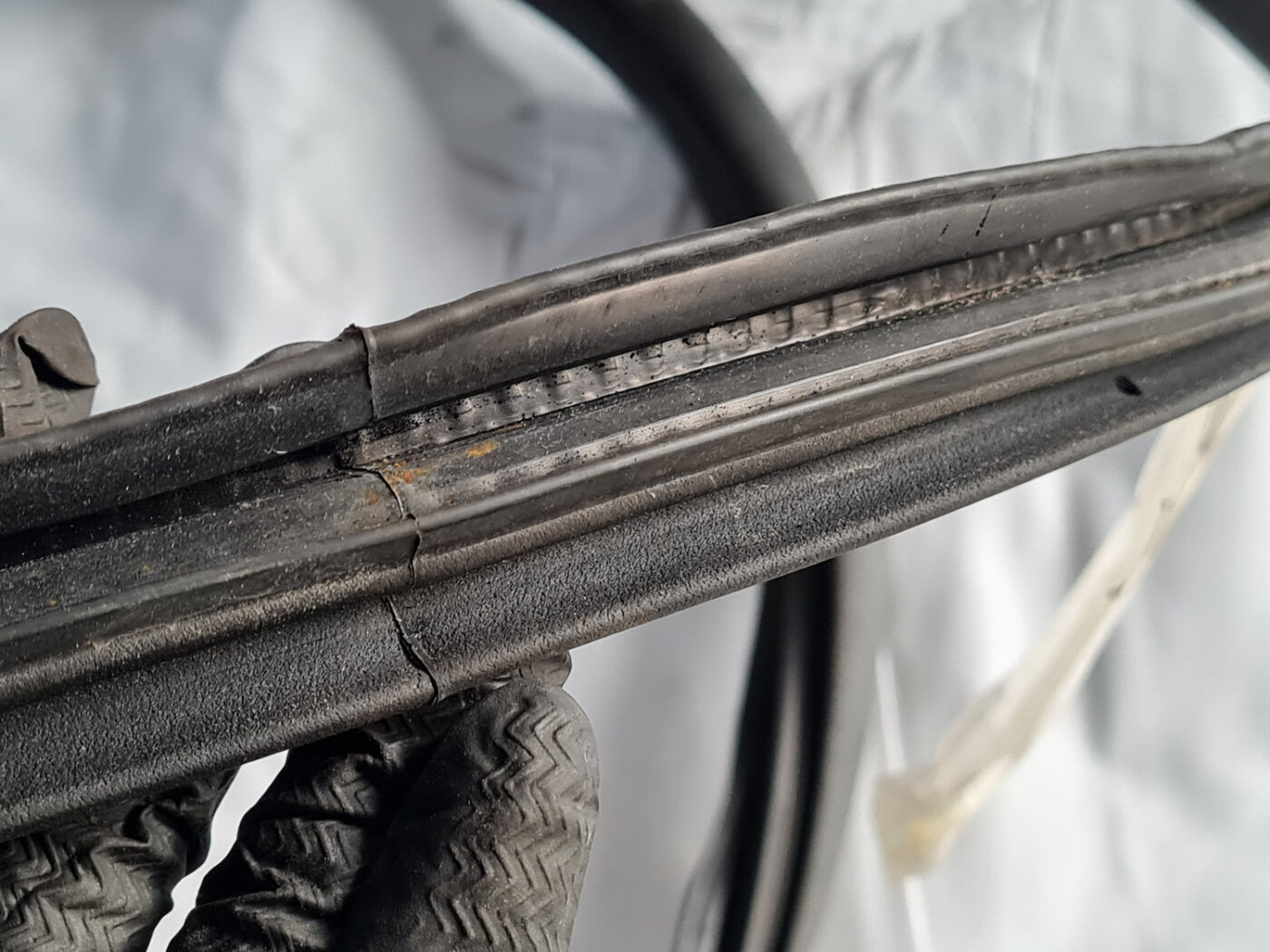 Durvju gumija priekš VW GOLF 6 2011