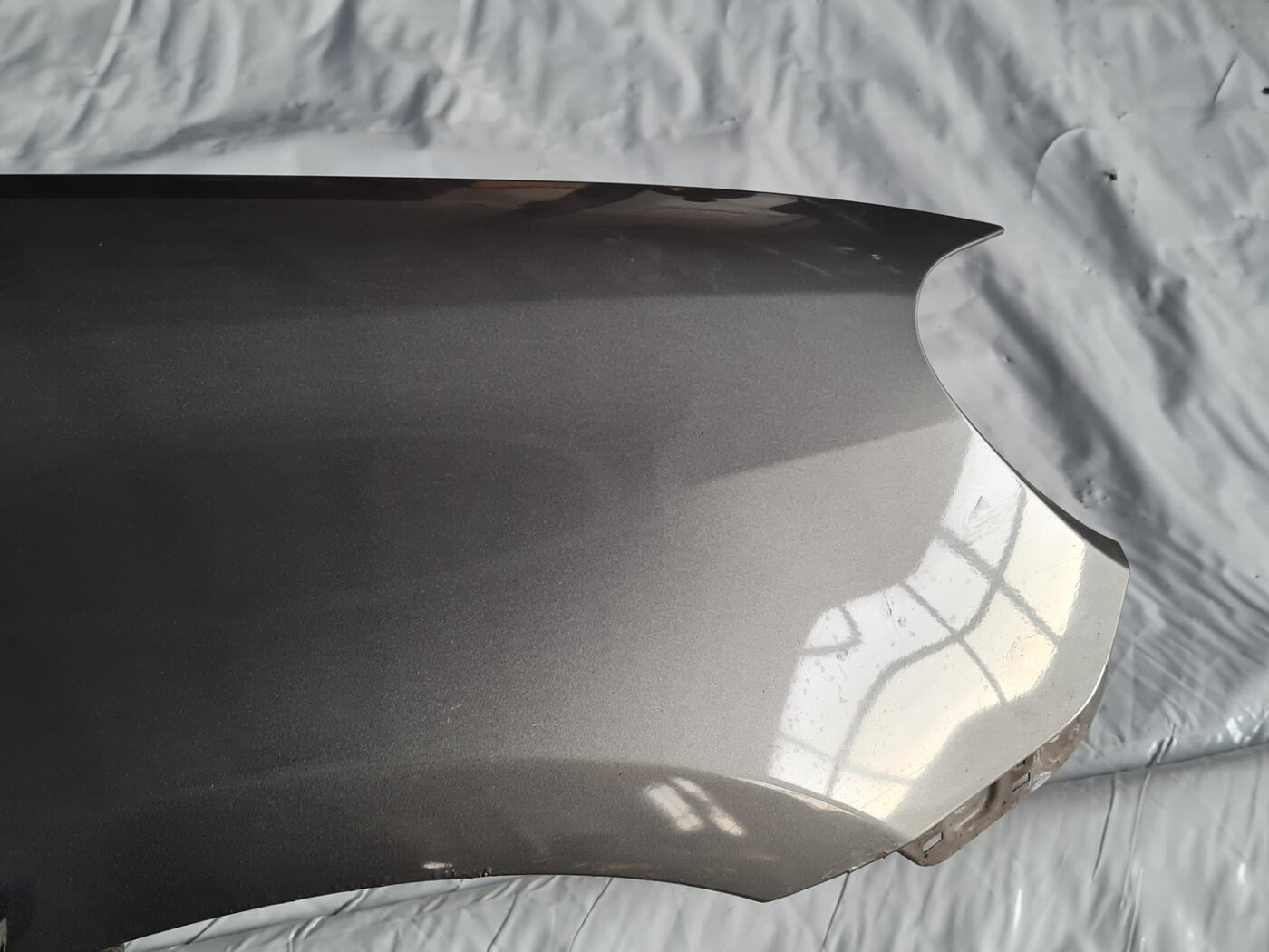 Priekšējais labais spārns priekš VW GOLF 6 2011 19 Priekšējais labais spārns priekš VW GOLF 6 2011