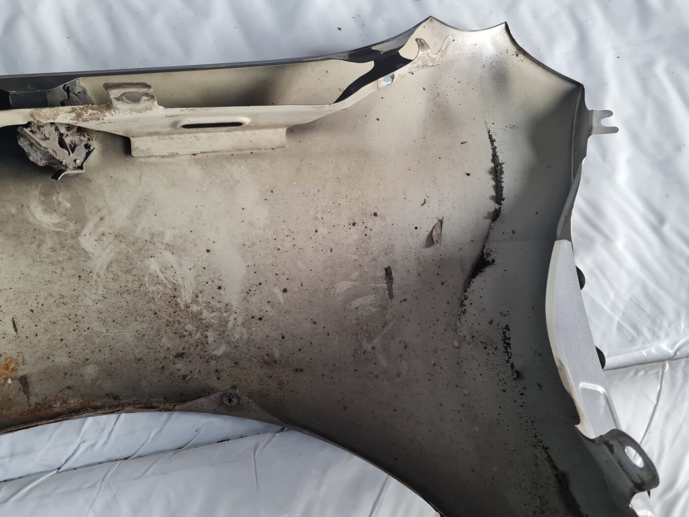 Priekšējais labais spārns priekš VW GOLF 6 2011 14 Priekšējais labais spārns priekš VW GOLF 6 2011