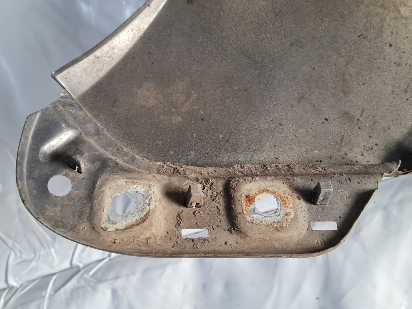 Priekšējais labais spārns priekš VW GOLF 6 2011 4 Priekšējais labais spārns priekš VW GOLF 6 2011