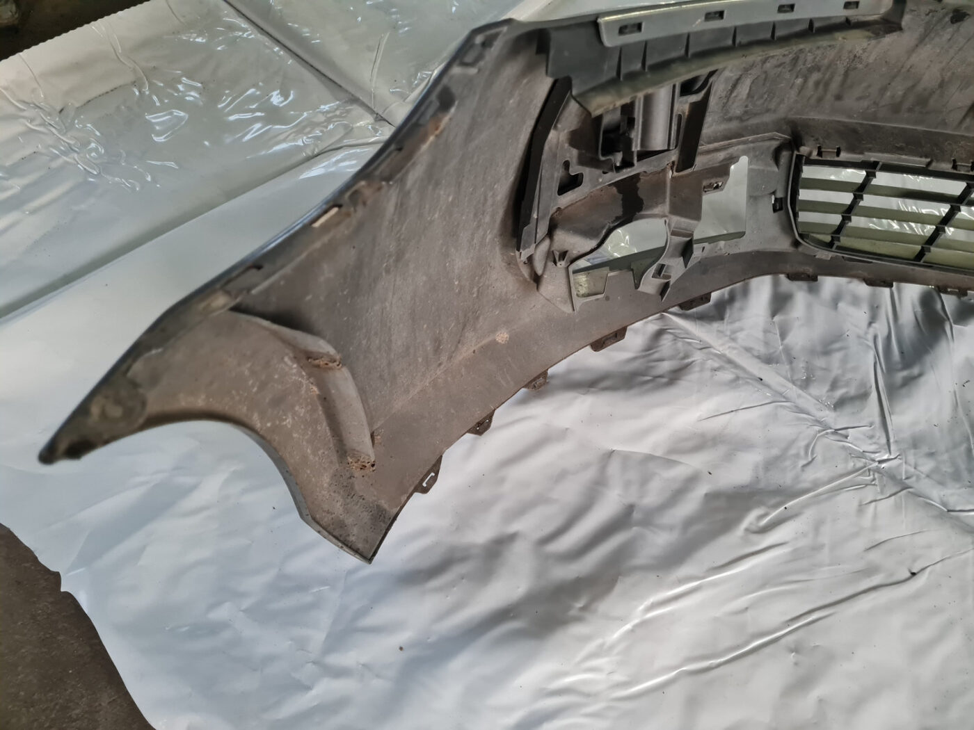 Priekšējais buferis priekš VW GOLF 6 2011 15 Priekšējais buferis priekš VW GOLF 6 2011