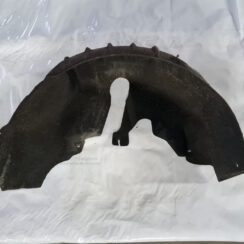 Aizmugurējais labais paspārns priekš VW GOLF 6 2011